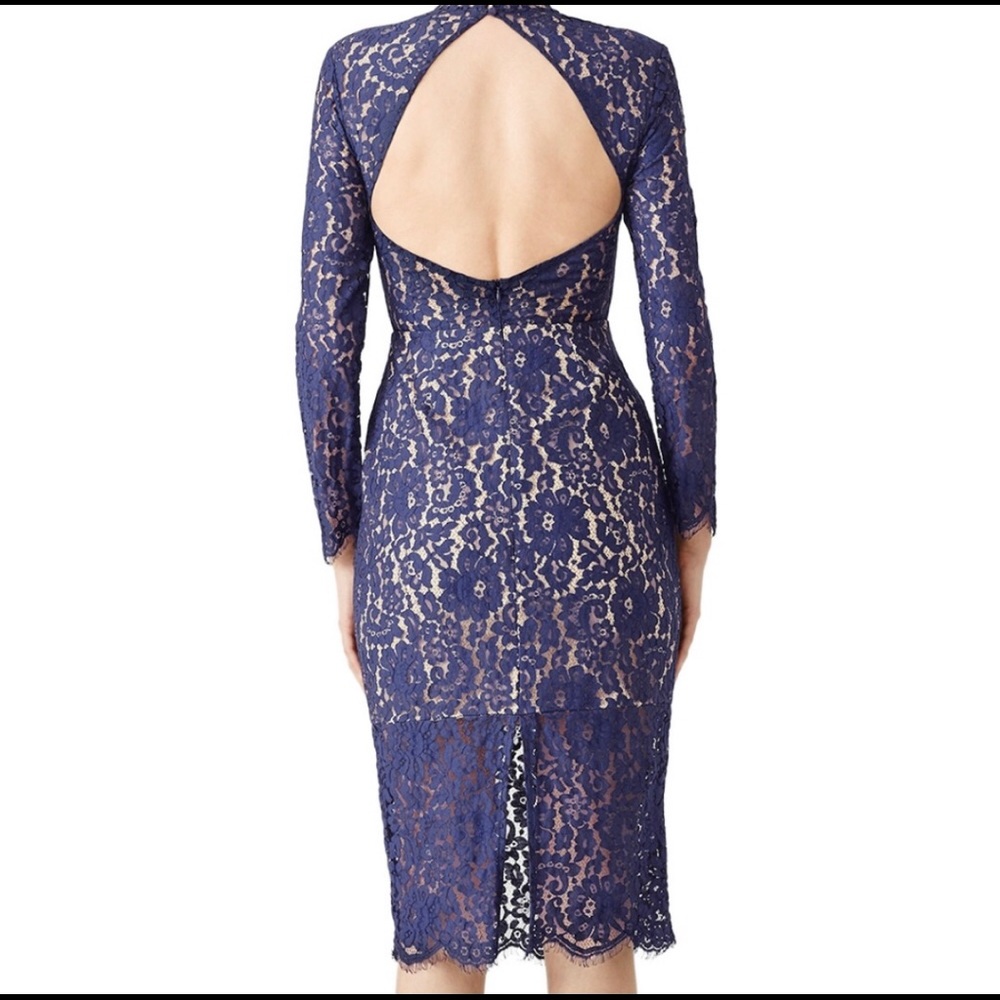 NWT. Keepsake Momento Navy open back lace midi dress size Medium